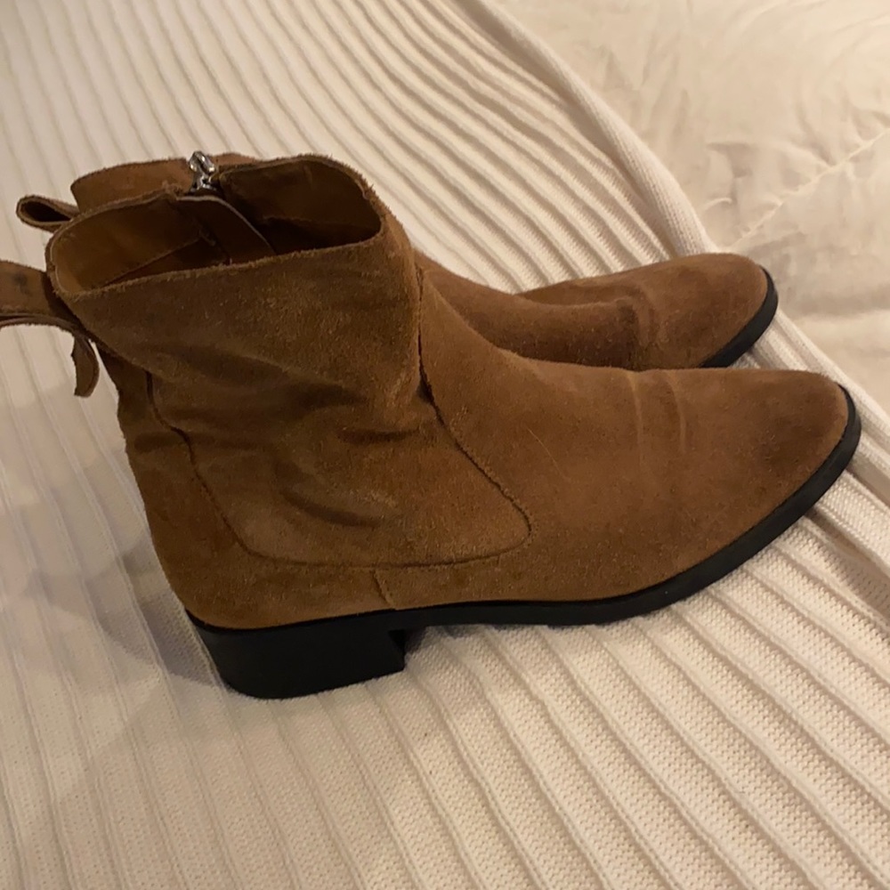 Zara Suede Leather Chelsea Boots size 9 W